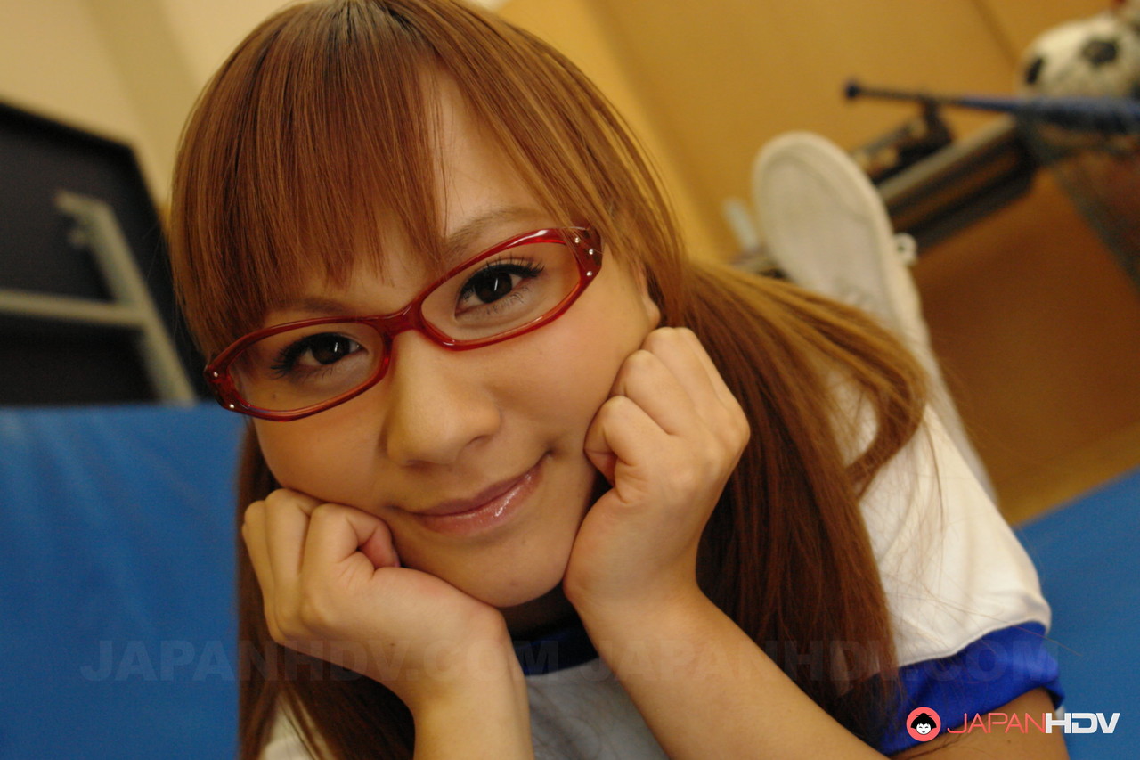 Asian nerd Rinoa Yuuki takes two boners in her mouth and her twat  