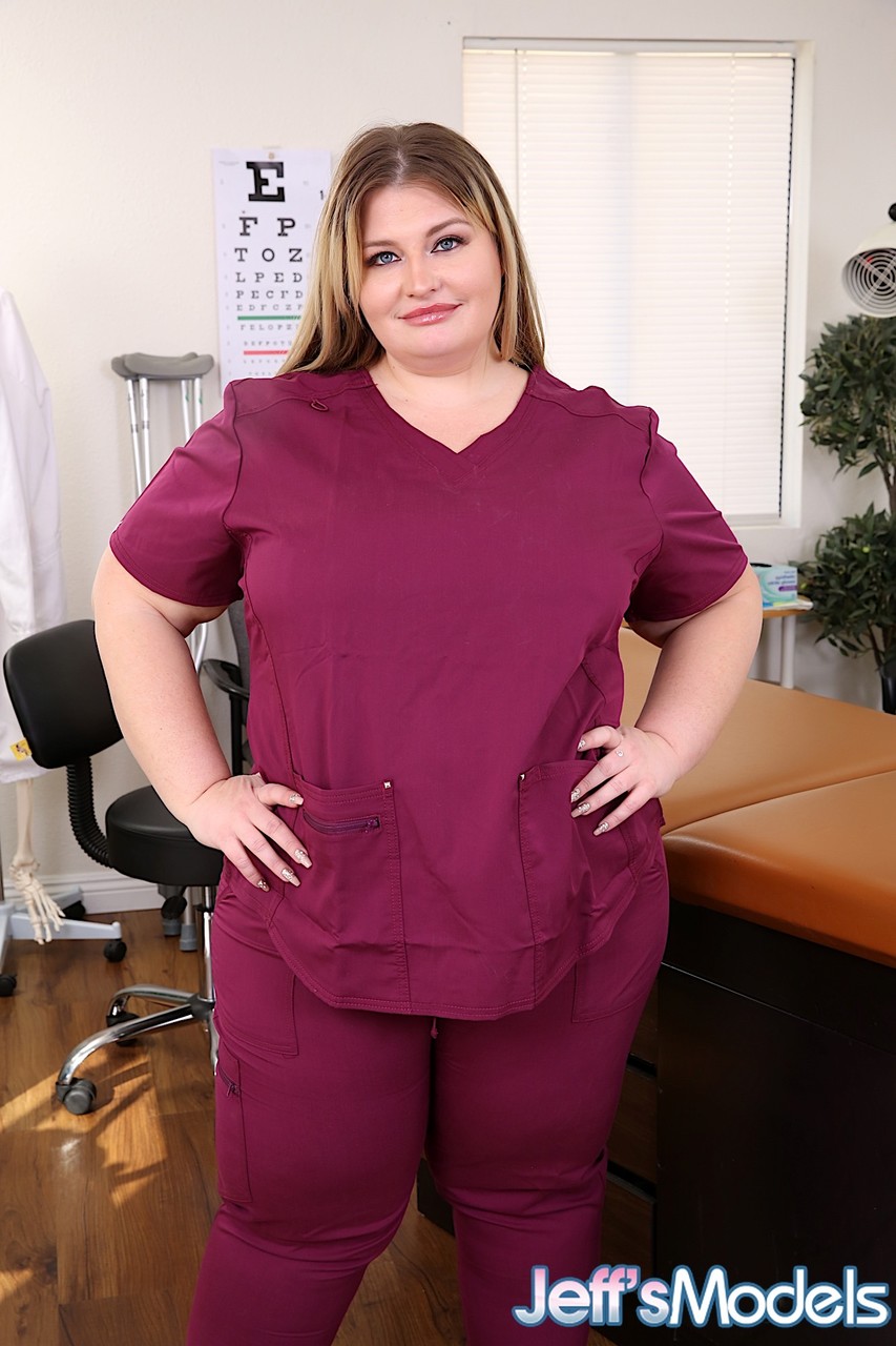 Obese nurse Tiffany Star has hardcore sex