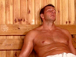 Lana Roberts - Double Penetration In The Sauna