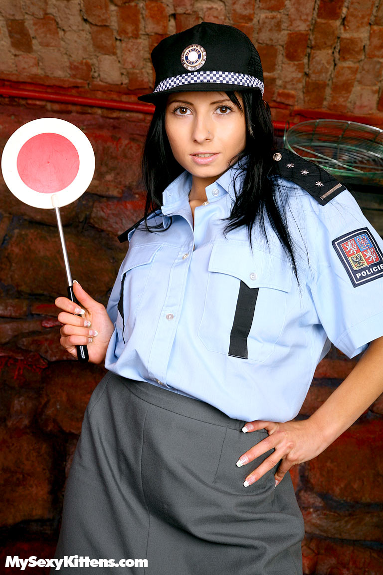 Brunette Police Girl Boned And Receives A Thick Gooey Facial  