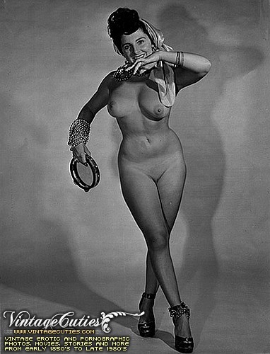 Black And White Vintage Naked Pinup Pics  