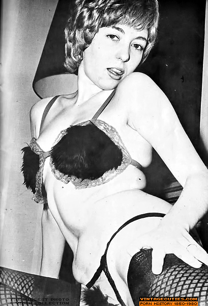 Young Vintage Maids Posing Naked In Sexy Underwear With Popping Out Boobs And Puffy N